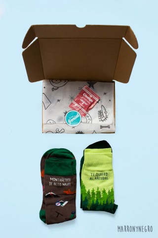 Pack 2 calcetines Te quiero al natural + Montañer@ de alto nivel