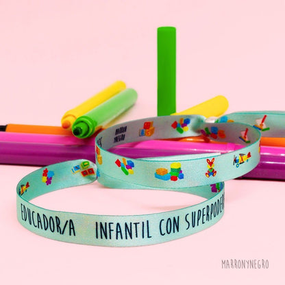 Pack Educadora Infantil con superpoderes