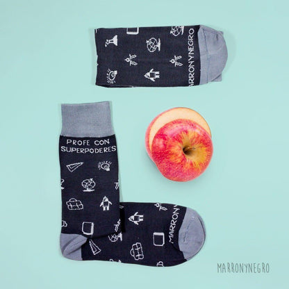 Pack 2 calcetines Educando con el corazón + Profe con superpoderes