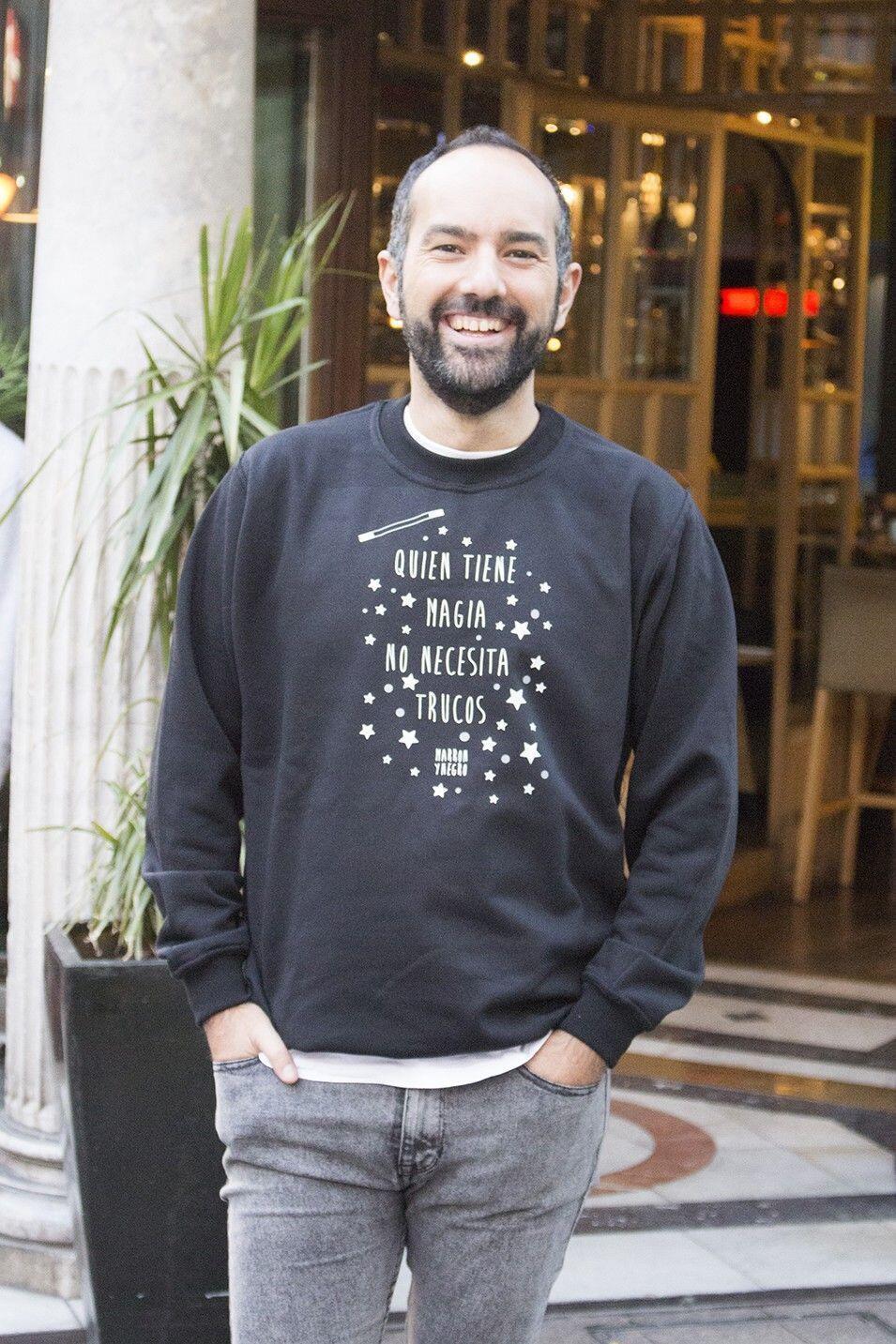 Sudadera Quien tiene magia no necesita trucos