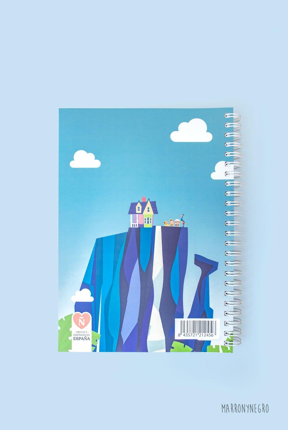 Cuaderno Aquí comienza una nueva aventura + Pegatinas
