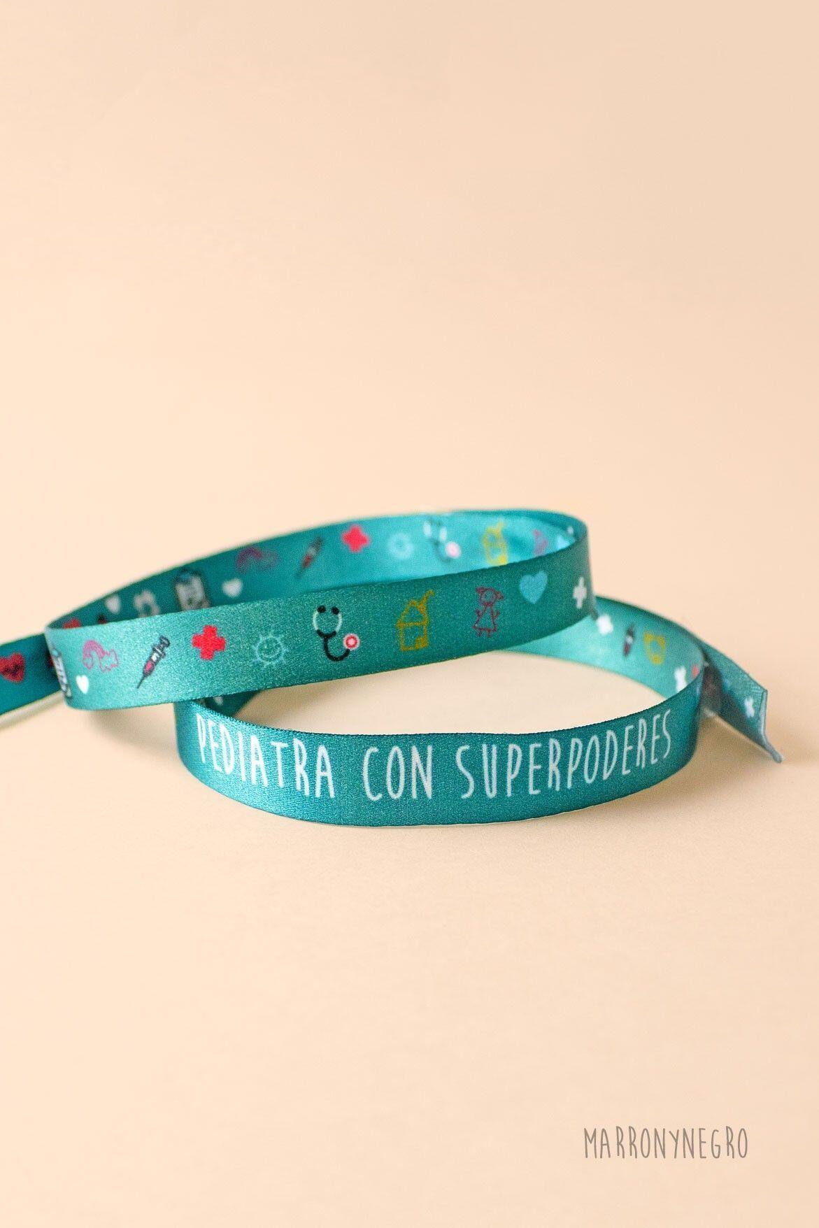 Pulsera Pediatra con superpoderes
