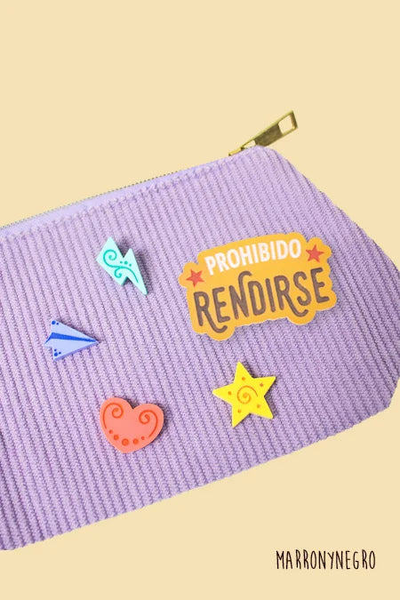 Estuche + Pins Prohibido Rendirse
