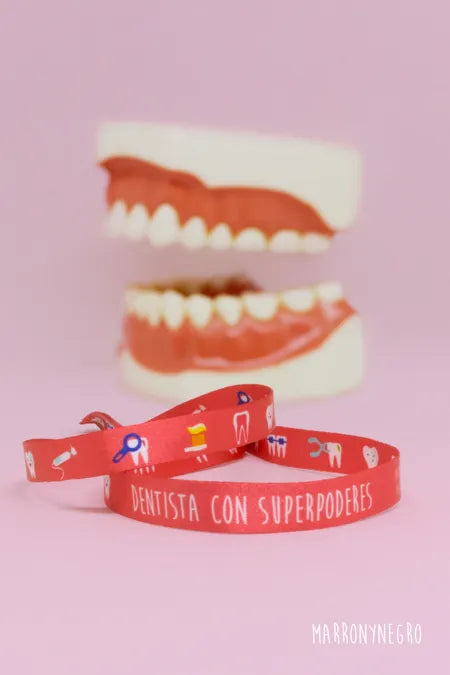 Pulsera Dentista con superpoderes