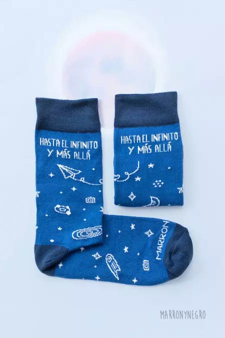 Calcetines Hasta El Infinito Y Más Allá