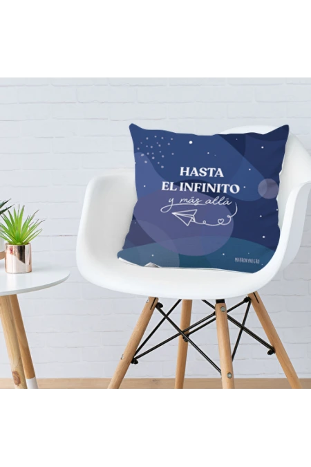 Cojín Reversible con relleno "Hasta el infinito y más allá"