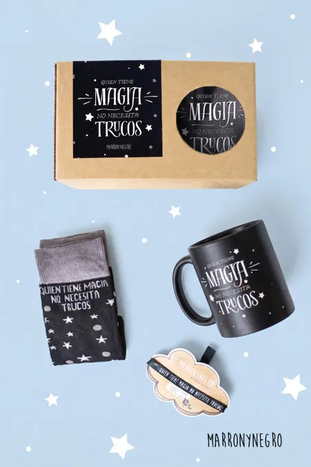 Pack Taza Quien Tiene Magia No Necesita Trucos