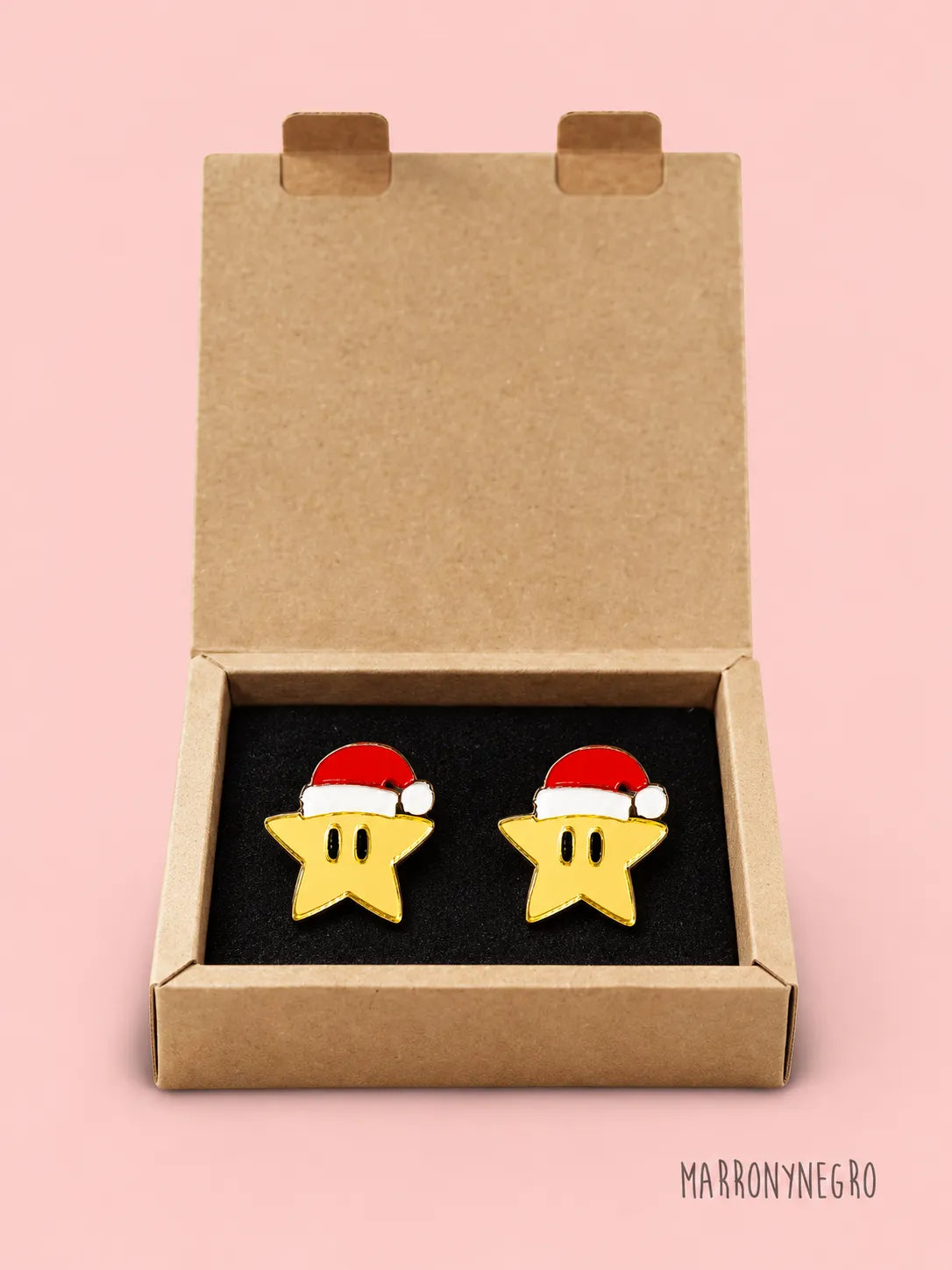 Pendientes Mini Estrella en su caja