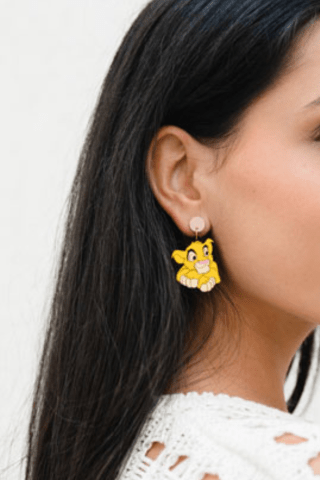 Pendientes Rey León