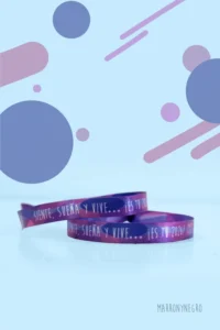 Producto: Pulsera de la suerte Siente, Sueña, y Vive, Es Tu 2026 - Marronynegro